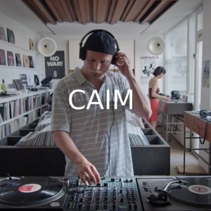 Yoyaku Instore Session with Caim