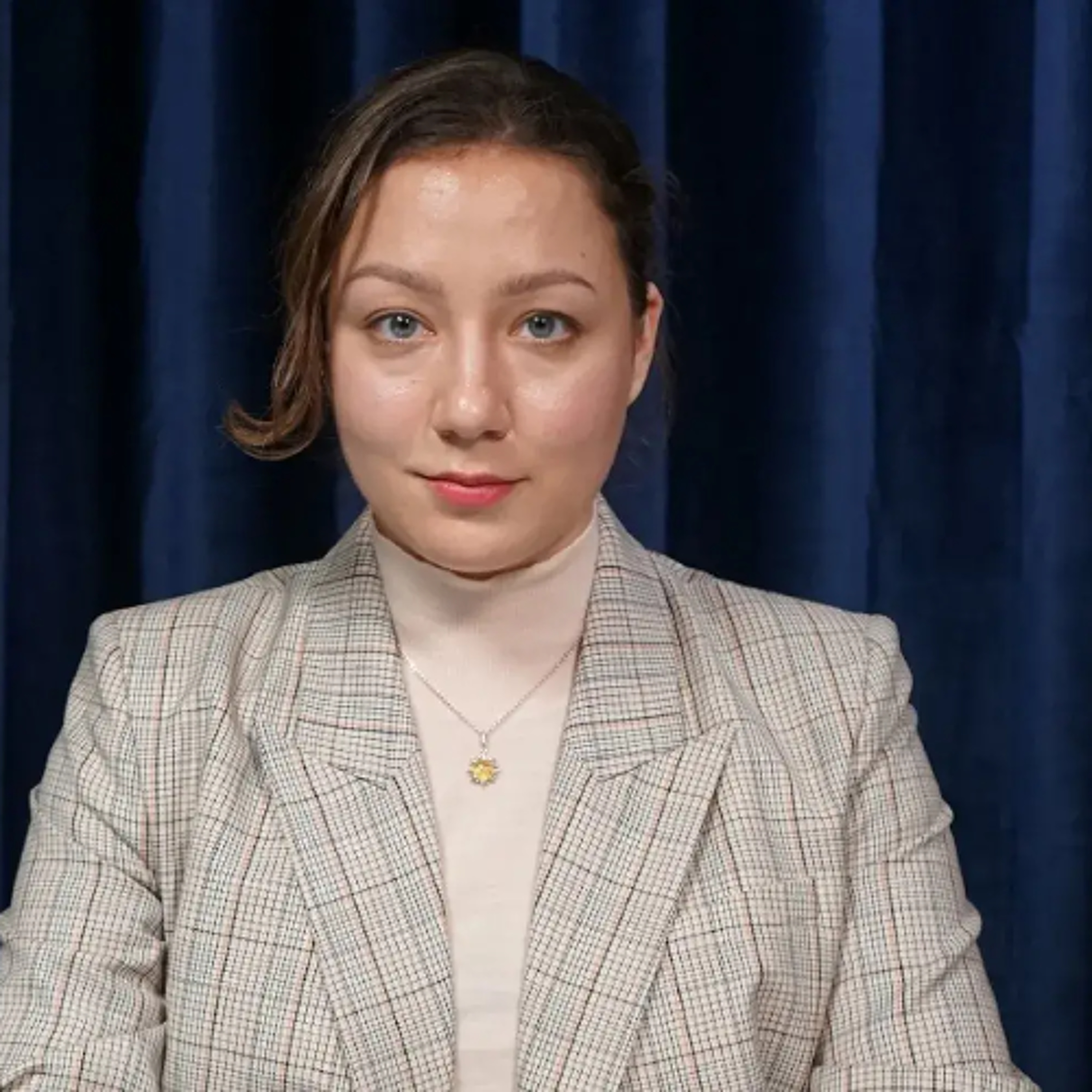 Настасся Касцюгова. Запомніце гэты твіт: калі Лукашэнка спыніць рэпрэсіі, і навошта яму гэта