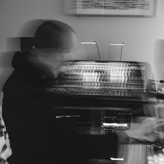 Belfast Pressure Show w/ Robin Wylie - Subtle Radio - 30/11/2022
