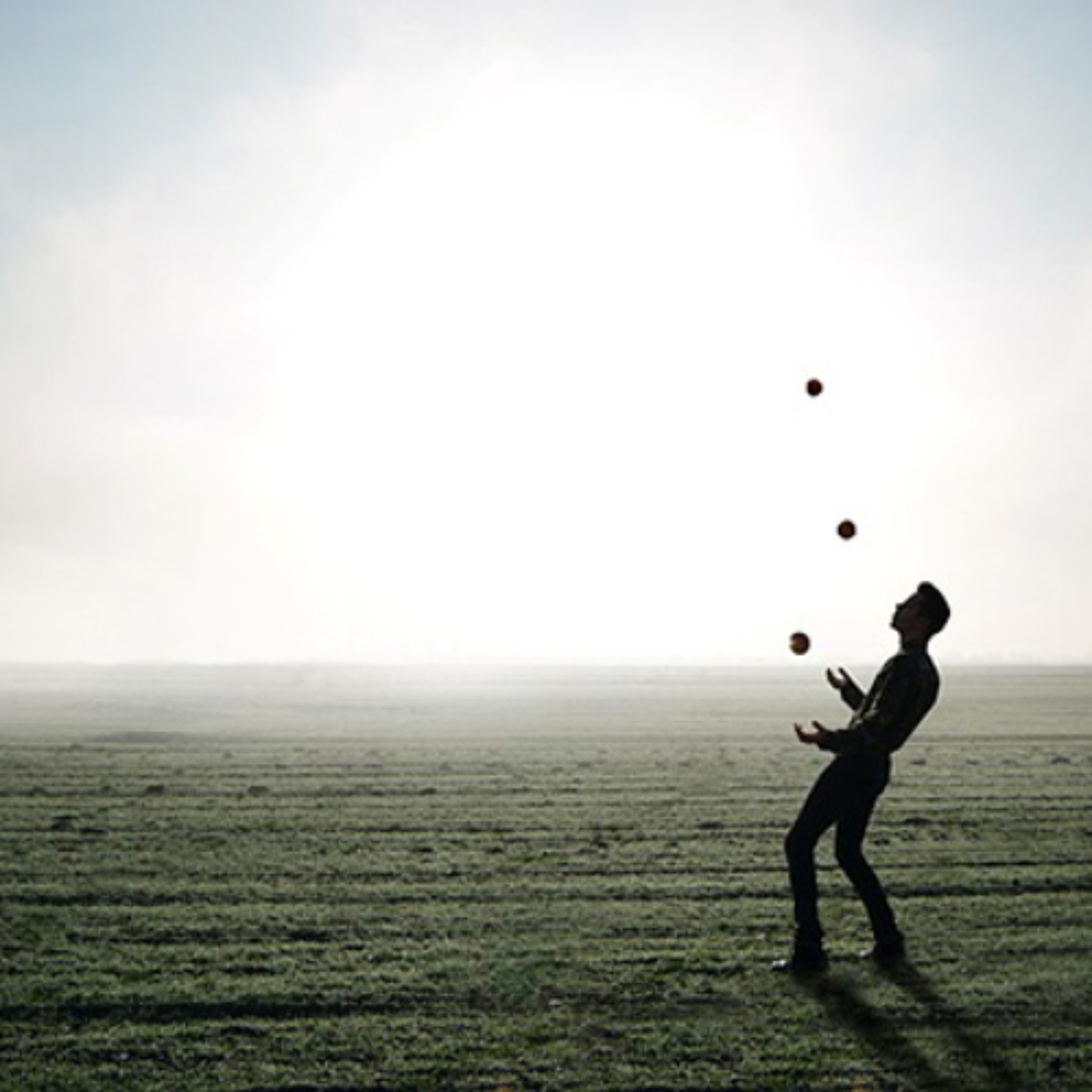 Food for the soul - Finding the balance between work, rest and play – Linda Lee – 30/9/25 episode artwork
