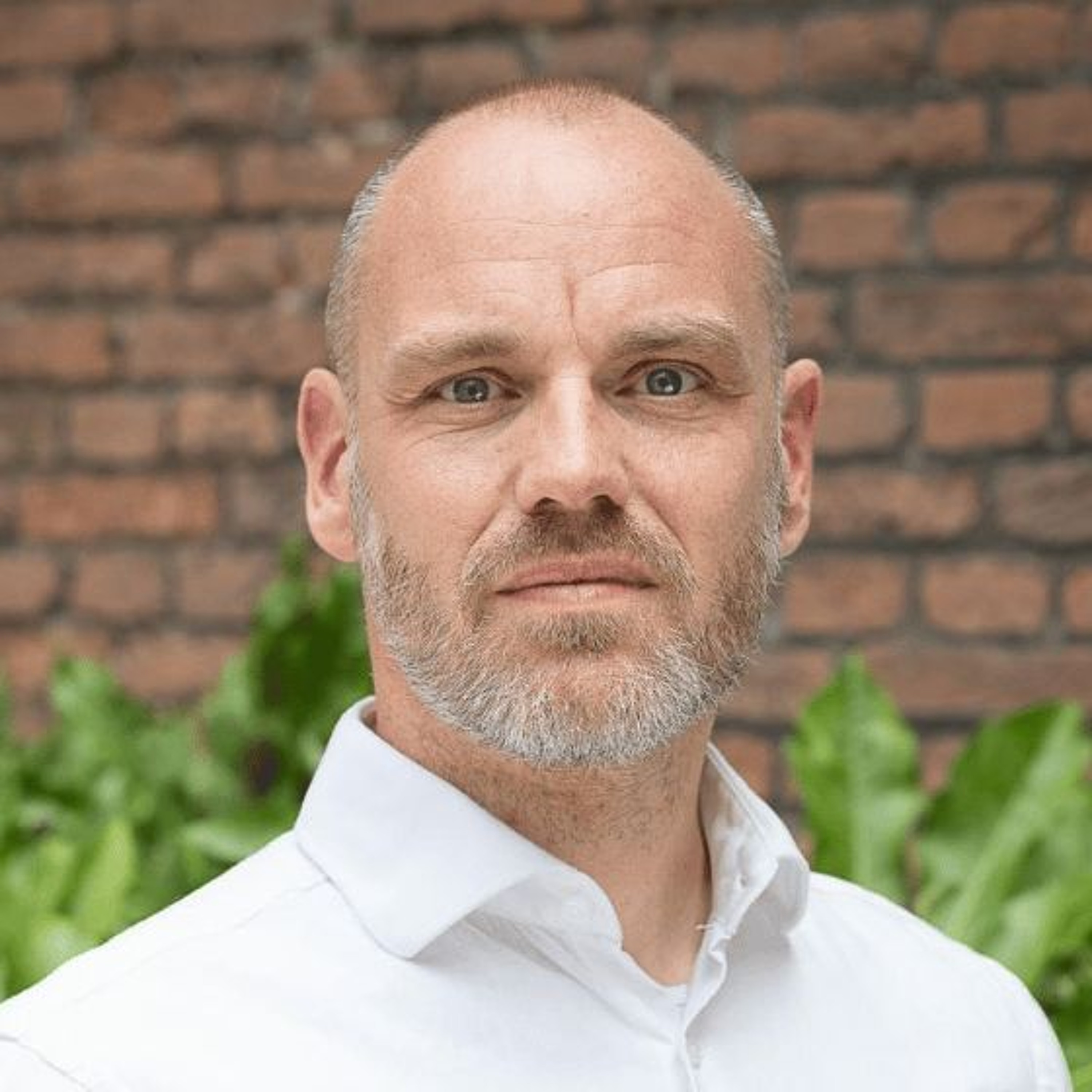 Wethouder Bas van Leeuwen over zijn plannen voor het Haarlemse spoor episode artwork
