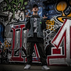 Hopelessly In Love (feat. mark)