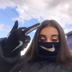 MT  MC SACI PROFISSÃO PERIG0 LACOSTE NO PEITO E NO BONE