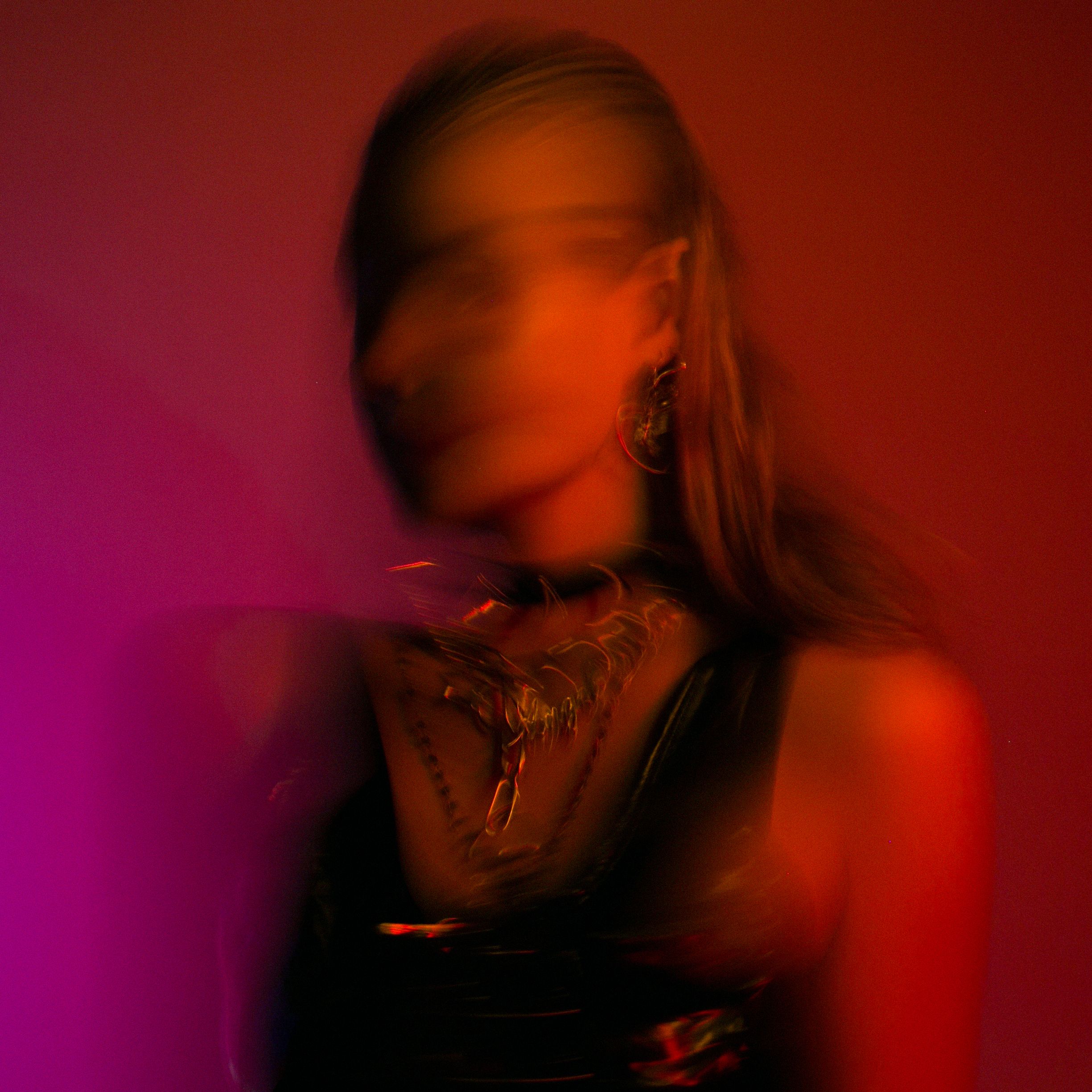 premiere | Invōker – Sun And Moon | Equanimity