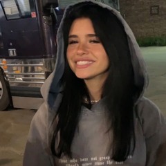 Nessa Barrett 🎀⭐️🫶🏻