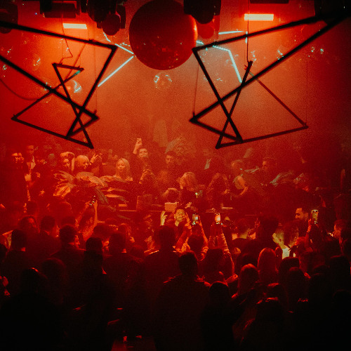 Chris IDH at Klein Harbiye , Istanbul