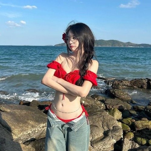 Nắng Dưới Chân Mây Remix
