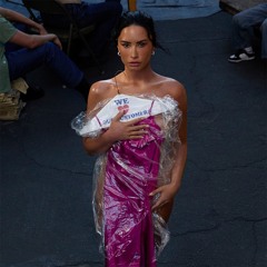 Demi Lovato - Fantasy (Bonus Track) - It's Not That Deep