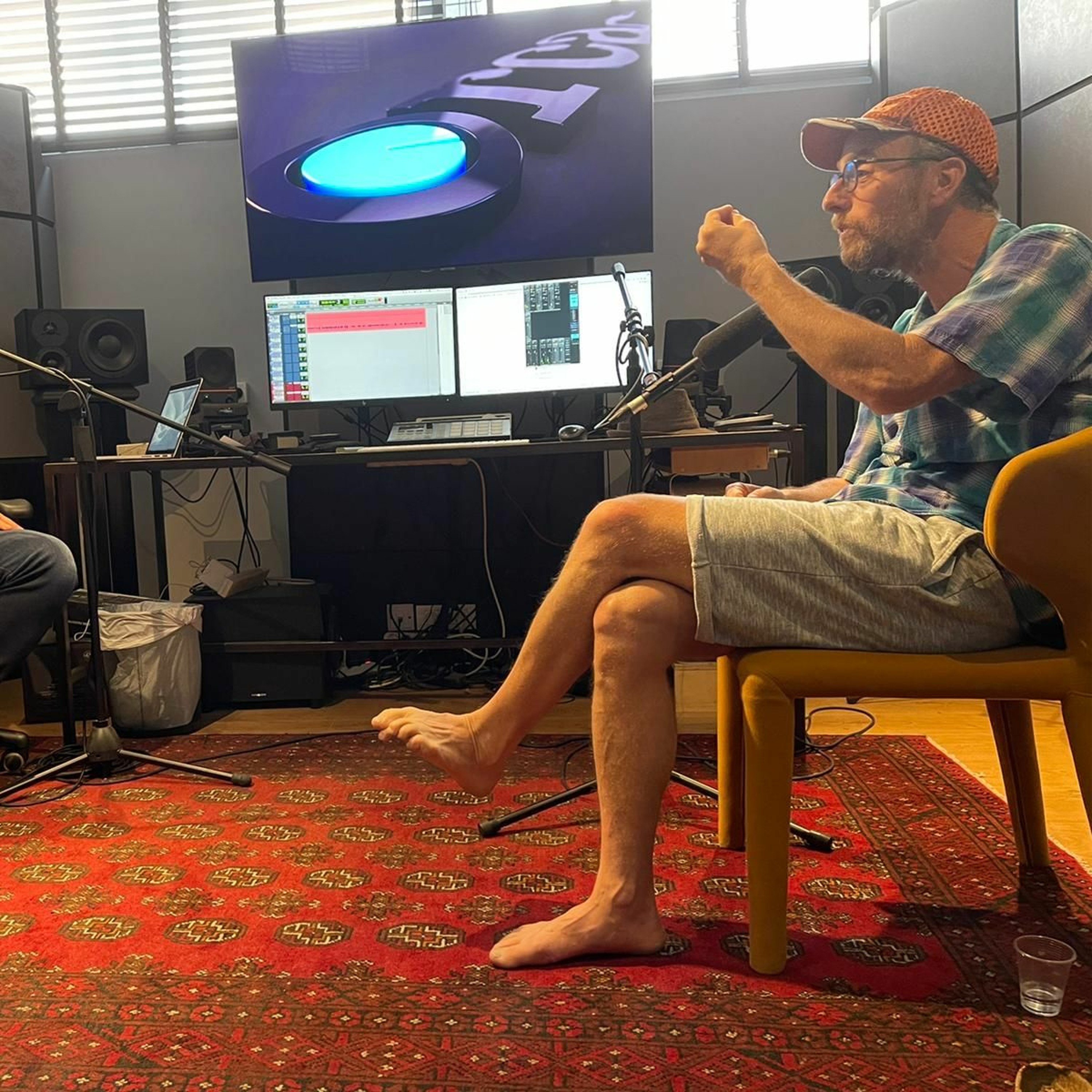 חומרי גלם: ברק הימן episode artwork