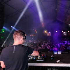 Upload//djromuloeckel / feat dejjays