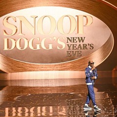 SNOOP AT THE JAZZ CLUB   = NEW