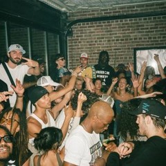 Apt 200 Party Mix