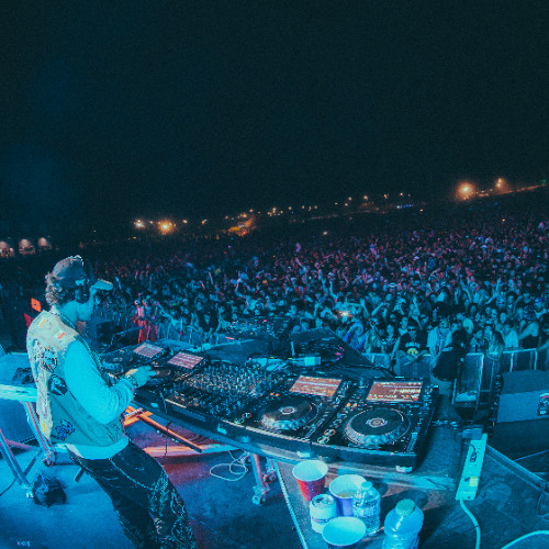 I Can't Forget MP3 192KBPS