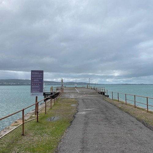 FKISM: Screwpile Jetty landing, Granite Island (Nulcoowarra), August 2023