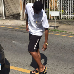 EM VOLTA REDONDA, FAZ UM BOQUETE BOM [[ DJ RAMOM & MC NANDINHO ]] MUITO QUENTE