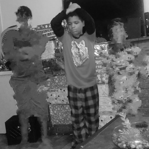 buck50 ft derricksxo (p. artifex)