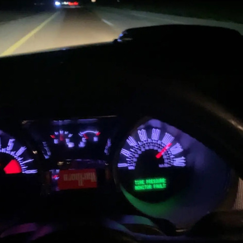 حسبت انتا وانا نبقى حبايب نبقى احلى ثنين !!