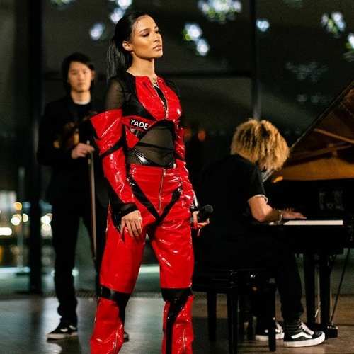 Yade Lauren Fix In De Nacht