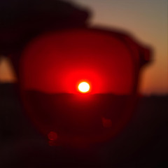 Zenios - kokkina gialia