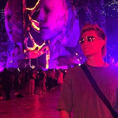 Let’s drop some f*cking trance!