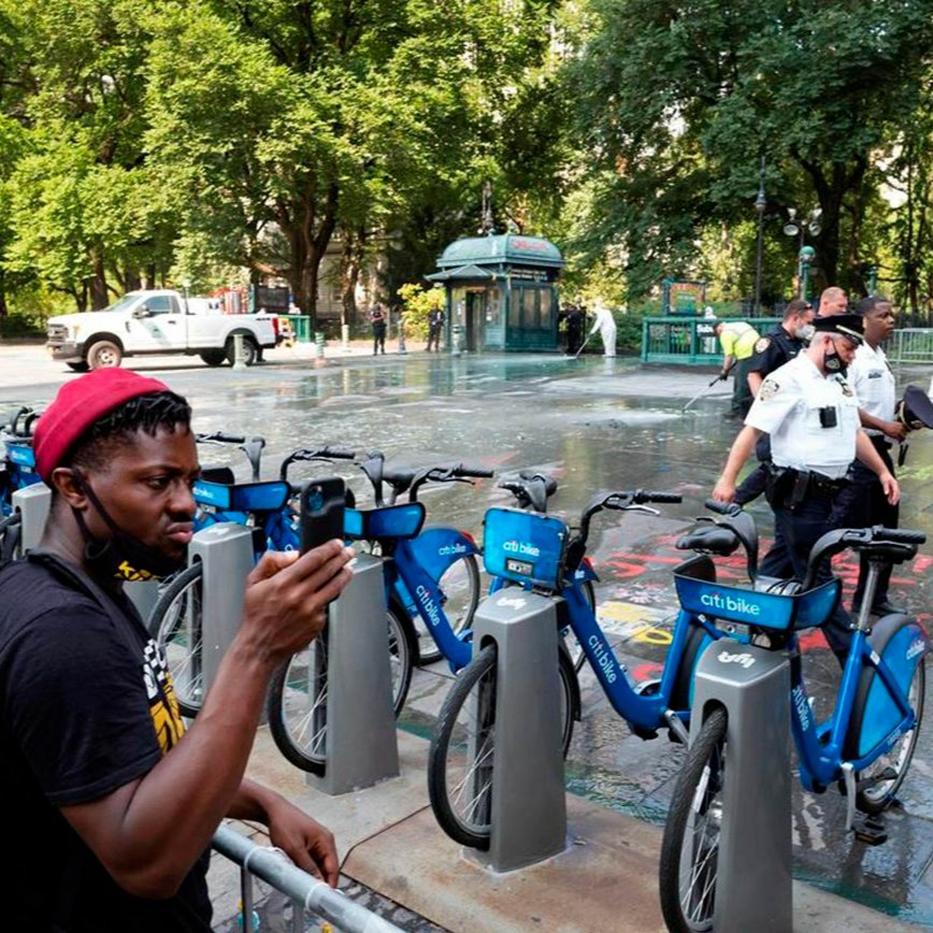 Street performers say police harassment is on the upswing episode artwork