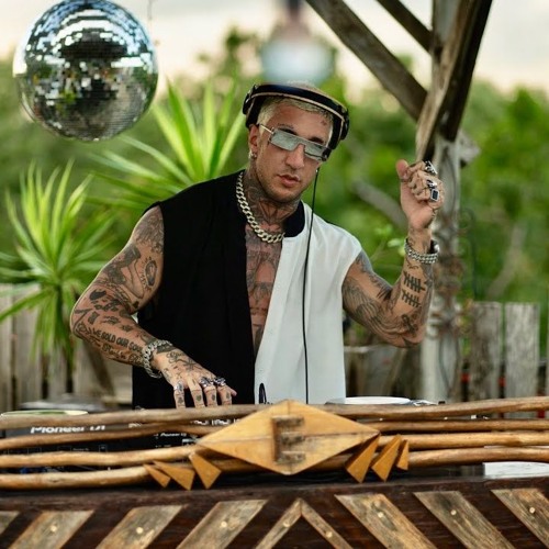 FGL | Melodic Techno Sunset Mix 2025 | By  @EPHIMERATulum ​