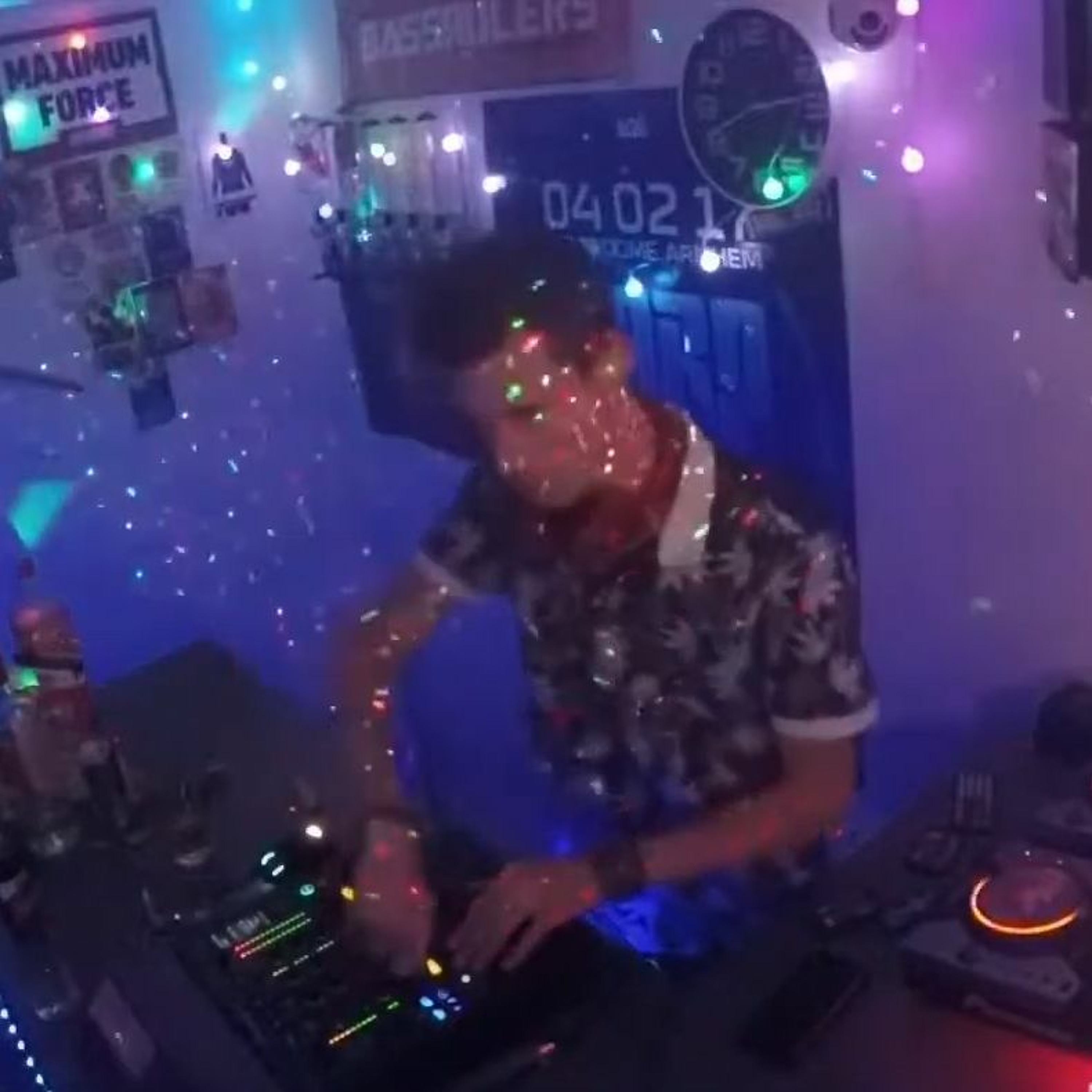DDZ Presents: a Livestream