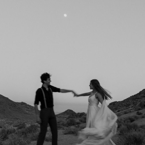 راح اكتب احبك.