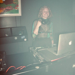 In Bloom @ Neue Welle // Tuca Tijeras