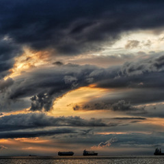 5) RUNNIN' FROM THE STORM mix0db