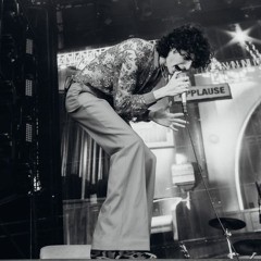 sombr – crushing (nate band edit) FREE DOWNLOAD