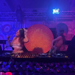 Colours of the Divine Feminine // Dutch Decompression 2024 Set By Iskra Bela And Anima Cosmea