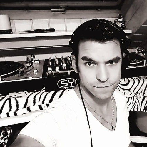 Chris Weigand Techno Injection Debut Monthly Dose of Techno RatRadio