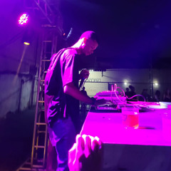 NÃO OLHA PRA MINHA CARA NÃO X TYLA WATER ( PROD DJ VT DA RUA LARGA ) NA RLK DA RL