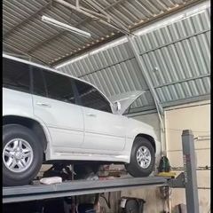 قلبي انا من الهوى خالي