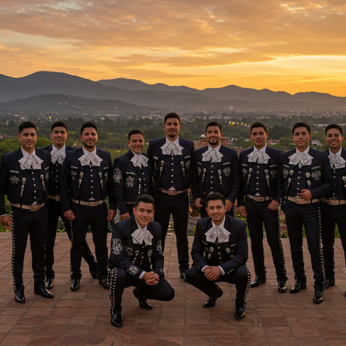 Mariachi Orgullo de Arandas - Violines en la plazuela