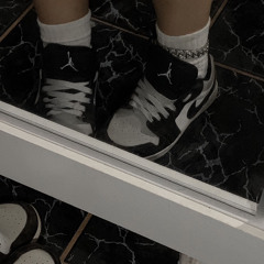 @danque - jordan all black !