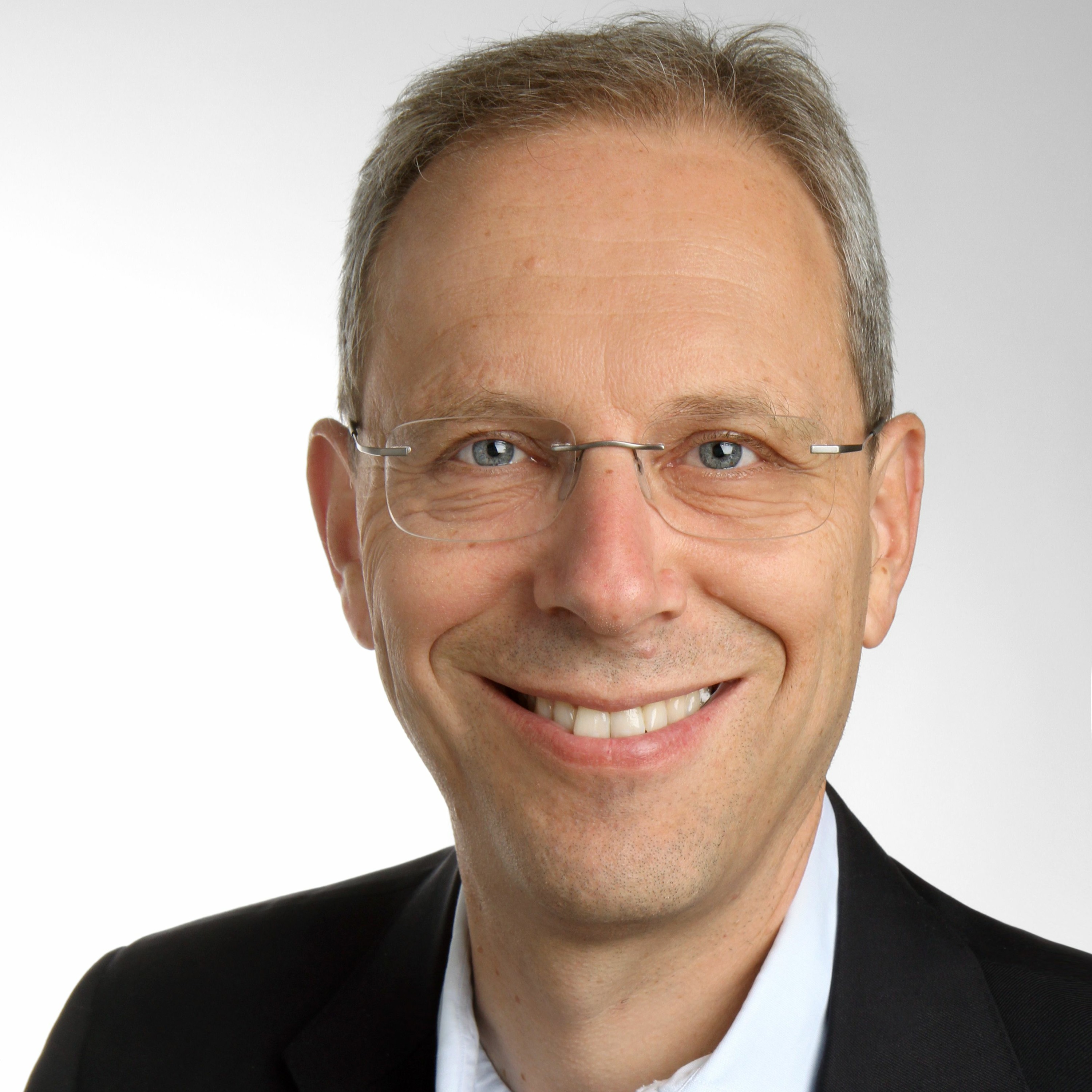 ACA Voices #5 - Ivo Hux, General Manager Swiss Re, Luxembourg