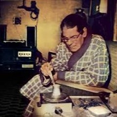 من الحان رياض السنباطي
