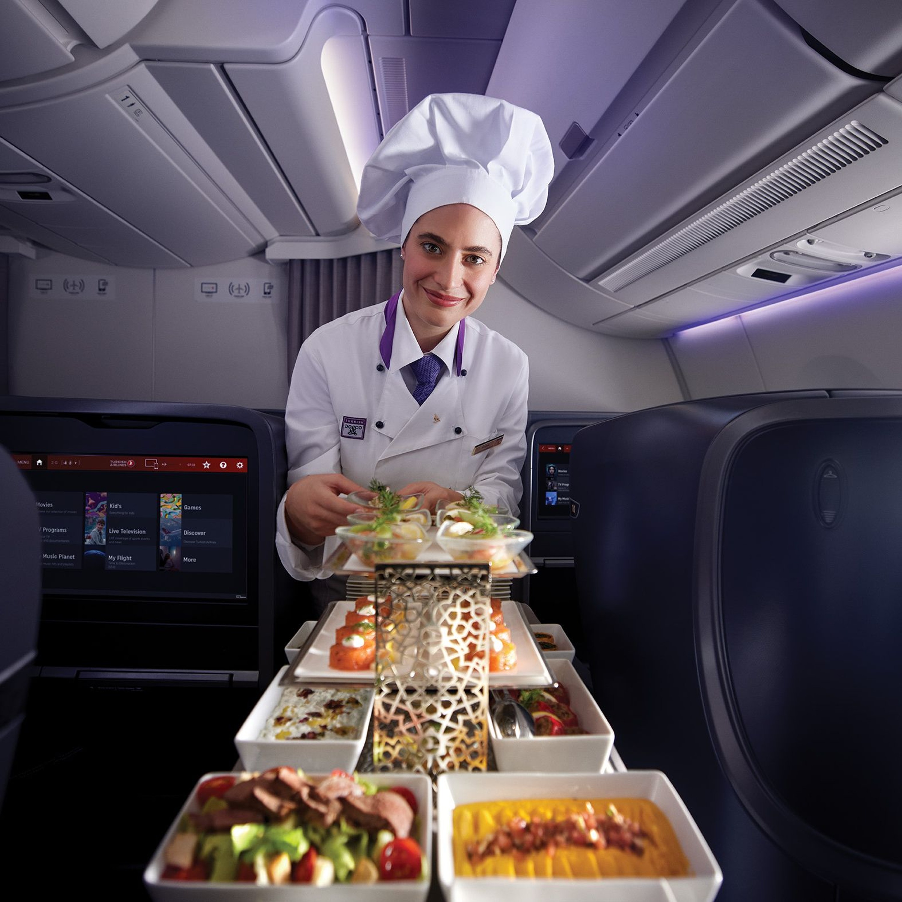 Helen Hayes Details  Her Delight On Turkish Airlines episode artwork