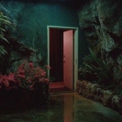 LoVeNoV - At The Door