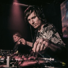 RESIDENT MIX #12 // Noworol