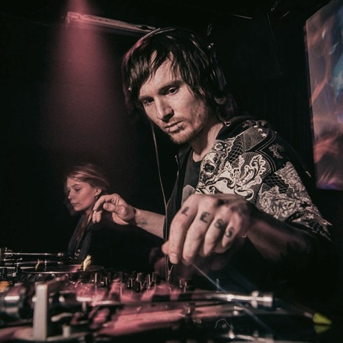 RESIDENT MIX #12 // Noworol