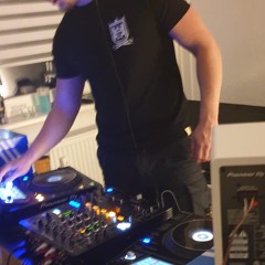 Heinrich B2b KindDesOstens Techno für die Ewigkeit