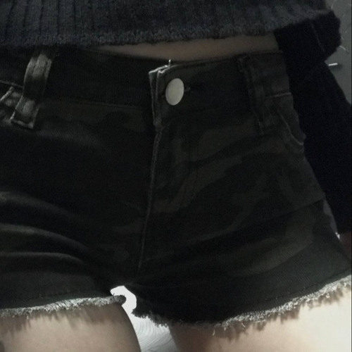 de_/// @source6989 @trynabephysical