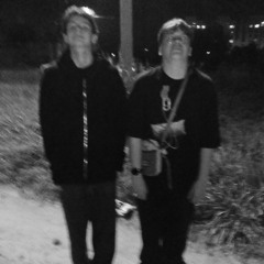 Я В КРАЙ ЕБАНУЛСЯ И НА МЕНЯ УПАЛ ХОЛОДИЛЬНИК СУКА