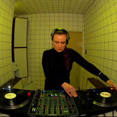 SNC Recs w/ Hannie Phi @ HÖR - 15 Dec 2025