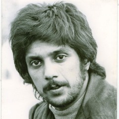Dariush - Yavar Hamishe Momen (Live)  | داریوش - یاور همیشه مومن .mp3