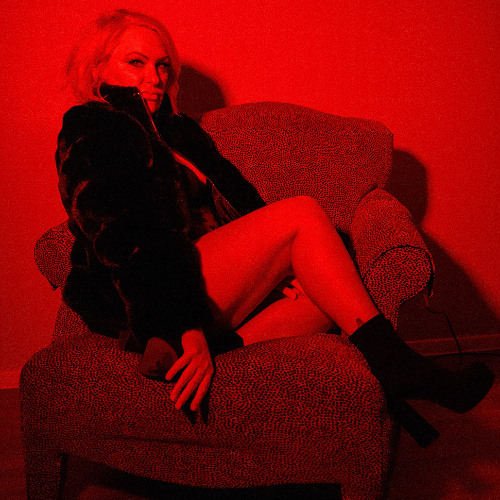 DarkHer Rising