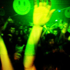 Geiler Techno mit Bass Geile Techno Lieder Gute Techno Songs Nice Techno Musik Ehrenloser Techno
